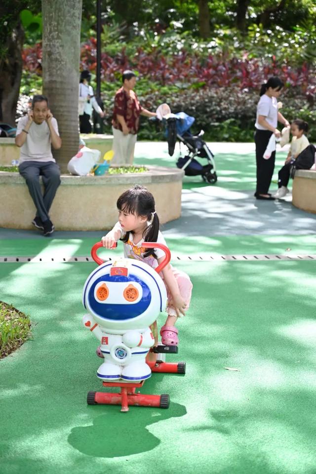 地铁直达，我们去这个乐园碰头！