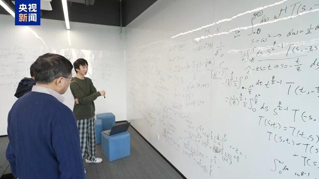 “人工智能+”行动意见发布 专家详解为何赋能这六大领域