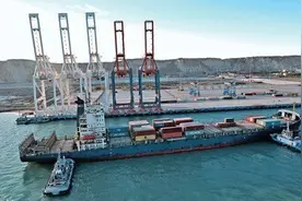 瓜达尔港，带动地区融合发展图片