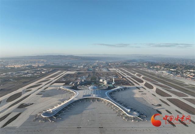 五十五载逐梦蓝天 兰州中川机场让丝路与世界相拥