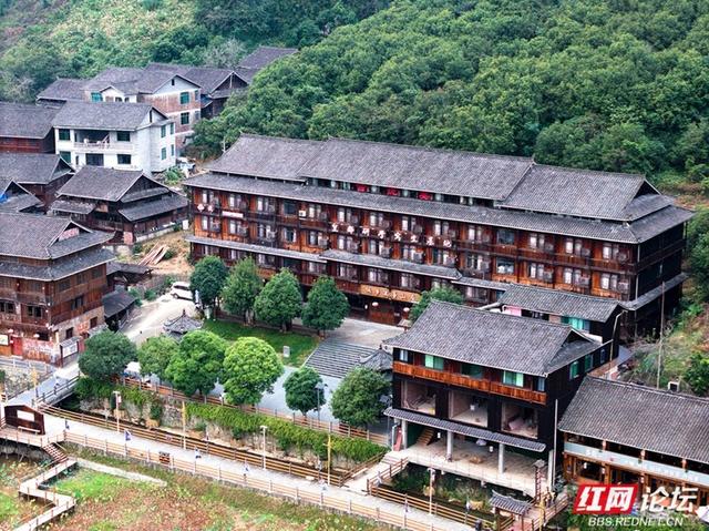 秋游时刻丨打卡湖南最美侗寨！通道皇都的山水与人文，一眼万年