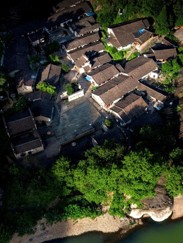 @全国公安民警！龙虎山景区免票啦！