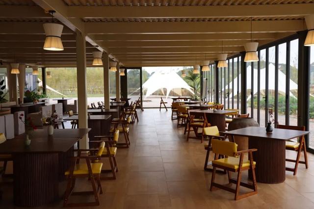 砚山城市会客厅开启营业模式！听湖之畔迎来新地标