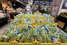 “葡萄界爱马仕”迎来“平民价”，阳光玫瑰葡萄为啥不“香”了？图片