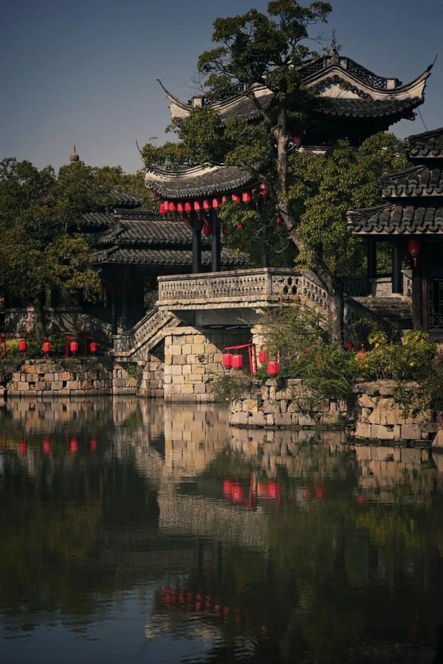 季节限定的美，就藏在闵行这座公园里！随手拍都出片→