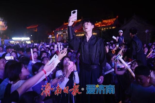 音乐+啤酒+古城！台儿庄古城台风音乐季解锁夏日新玩法
