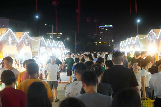 古村“潮”好玩，乐平夜不眠