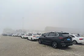 琼州海峡客滚船停运，大量车辆滞留徐闻！已实行临时交通管制图片