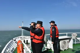 5月1日12时正式“封海”3700余艘渔船全面休渔图片