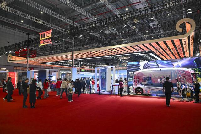 全景视界｜VR漫游带你逛进博