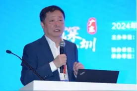 安建雄在全国麻醉学术年会上作抑郁失眠创新诊治主旨学术报告图片