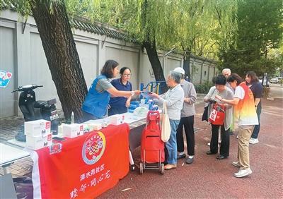 家里过期药，究竟咋处理？