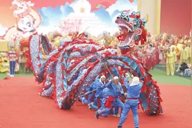 四川“千龙千狮”德阳闹新春 500余万网友云观看图片