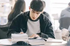 林更新：博士新篇章，流量新高度图片