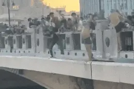 天津大爷跳水火了！但这些事要注意……图片