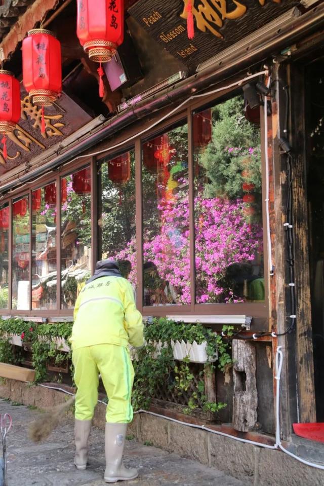 服务暖心，风景动人！游客为丽江古城点赞