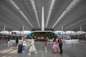 注意！广州始发部分国内航班，人工柜台截载时间有调整图片