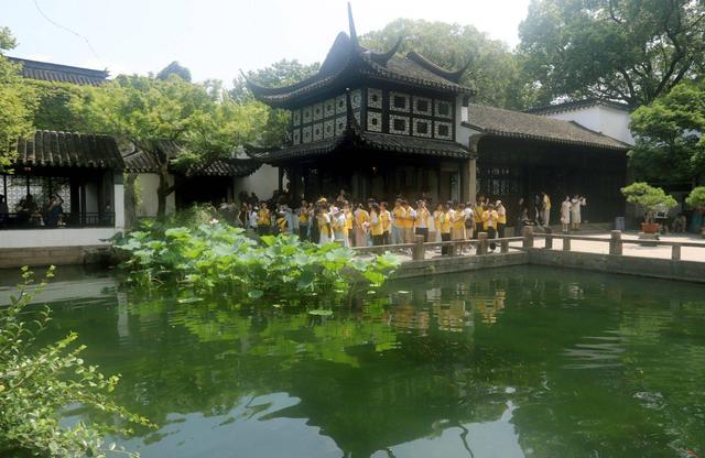 江苏苏州：暑期“清凉游”升温