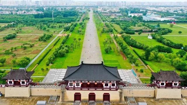 丝路文化行 | 定鼎门：丝路驼队入洛第一门