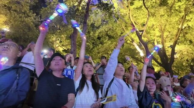 森林星空演唱会！千山夜游再添亮点