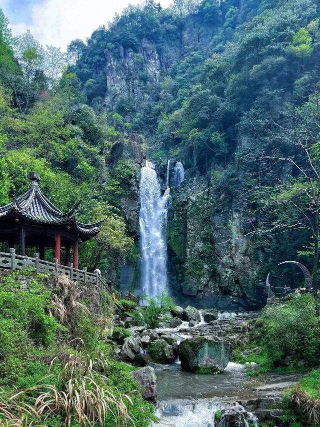 国庆去哪儿玩？到奉化旅游请这样发，让你称霸朋友圈！