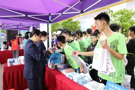 揭阳：税收春风伴“揭马”，政策宣传暖人心图片