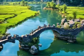 活出自我坦然面对知足常乐就好图片