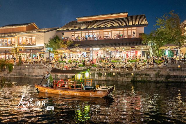 上海：国庆中秋假期 城市“微度假”升温