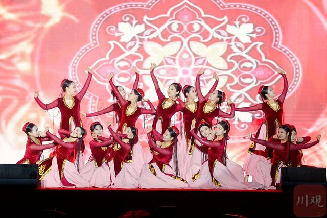 红色研学、科技探秘、景区畅玩……宜宾中小学生花式“解锁”首个秋假！