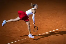 新华社快讯：郑钦文不敌高芙 无缘WTA1000罗马站女单决赛图片