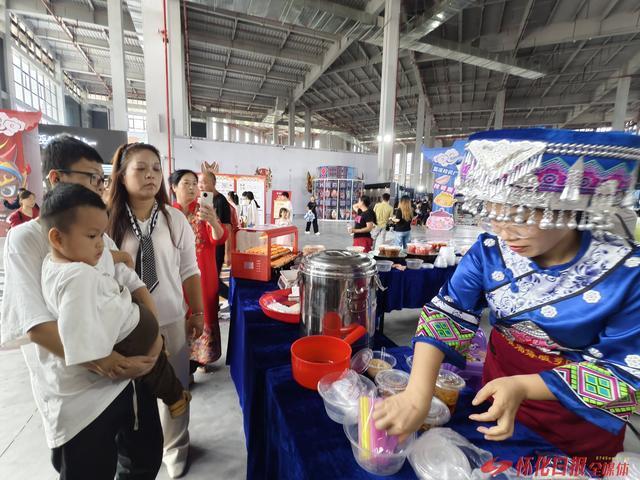 世界那么大我要去怀化｜长沙游客王先生：怀化这14年的变化超出我的想象