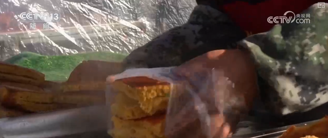 “早市+夜市+景点”延长“链式体验” “早晚互动”为城市经济注入新鲜活力