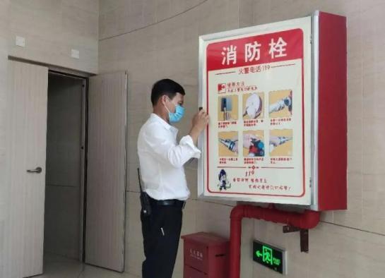 反恐小课堂｜如遇纵火恐怖袭击，身处高层建筑如何逃生自救？