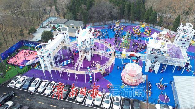 最新攻略来啦！快来坐着地铁逛公园