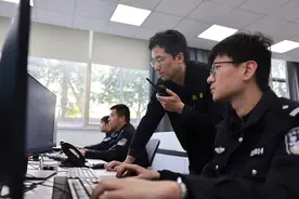最美公务员｜从警20年，他的职业生涯就像“浦东反诈编年史”图片