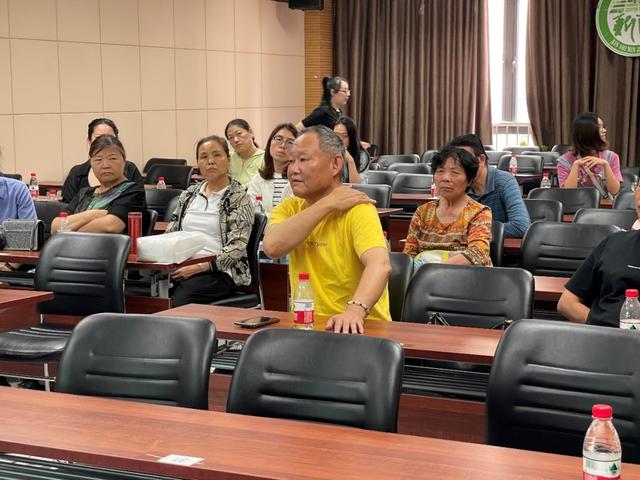 头晕就是颈椎病？不！中山医院梁兵医生友情提醒：千万不要挂错科