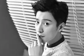 热搜第一！乔任梁死因成疑？父母发声→图片