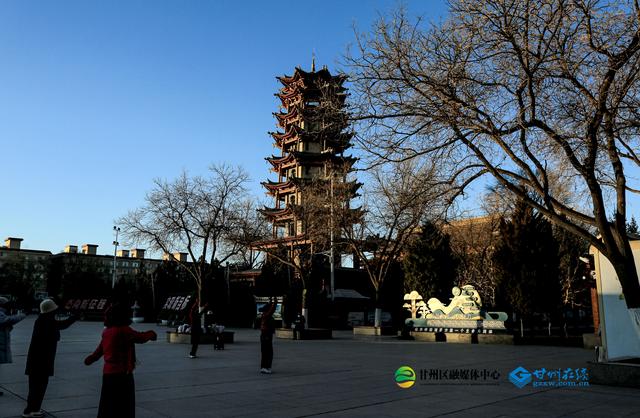 ​【祁连山下是我家】张掖：木塔沐晨光