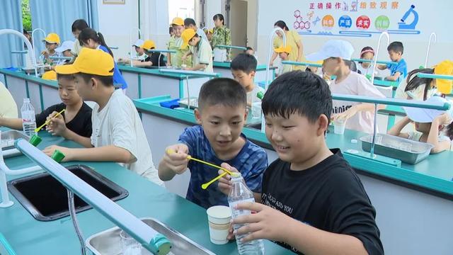 巧家县留守儿童暑期托管班科普活动暖童心