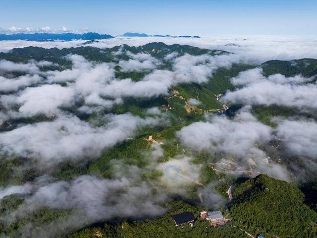 保康：云海秘境 诗意山川