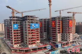 广州首个钢结构装配式住宅主体结构封顶图片