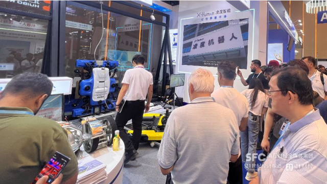 广交会向新：万企参展，全球赴约，客商纷纷“拥抱”中国科技