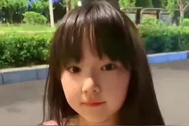 先天力量圣体的小姑娘去学游泳了 教练说她的腿上好像有螺旋桨图片
