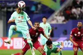 国足0-1不敌卡塔尔濒临出局，三场比赛积2分零进球，出线仅存理论可能性图片