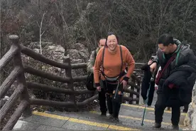 每小时或收费30到40元！湖北一景区投放“机器腿”辅助爬山，研发公司回应产品安全性图片