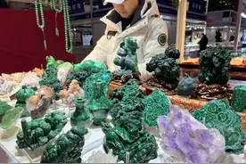 超两万平方米展区秀“尖货”！北京国际珠宝展开幕图片