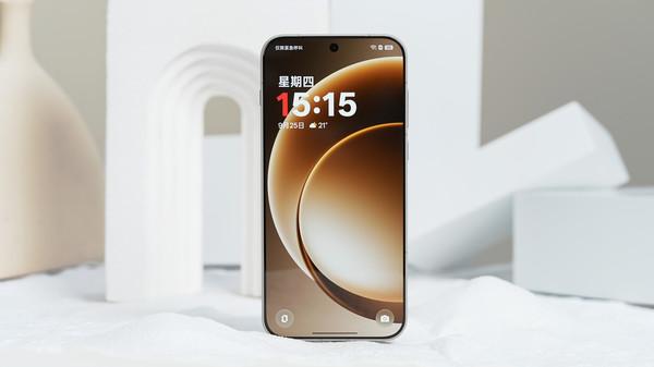 一加 15评测：这是一台真正为玩家打造的“性能Ultra”