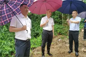 涟源市委书记刘杰到一线督导防汛抗灾工作图片