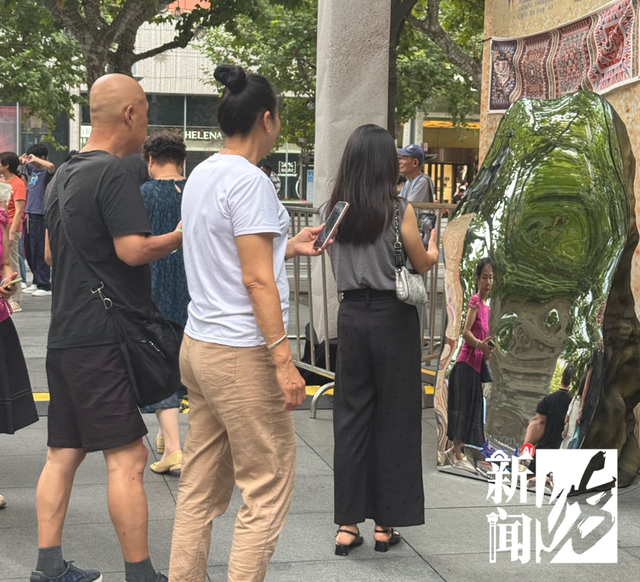 上海著名主持人转行了？身材走形严重…市民打卡火爆！这个小心机绝了↗