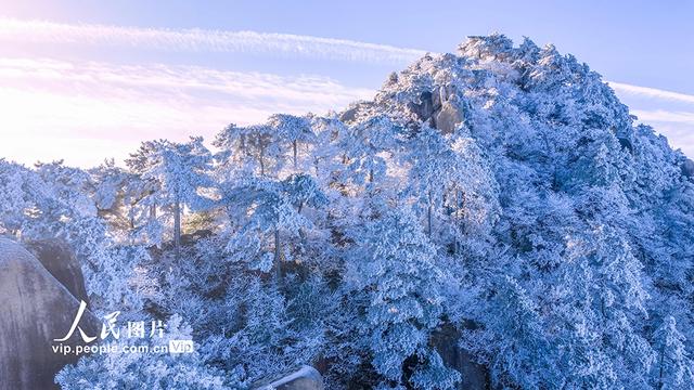 安徽池州：九华山雾凇美景迷游人